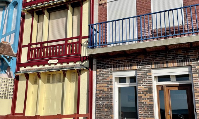 Le Treport Apartment | Le Front de mer - bright studio esplanade Mers