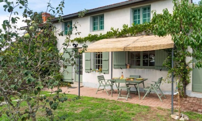 Chiddes House | Le Glaude by Interhome