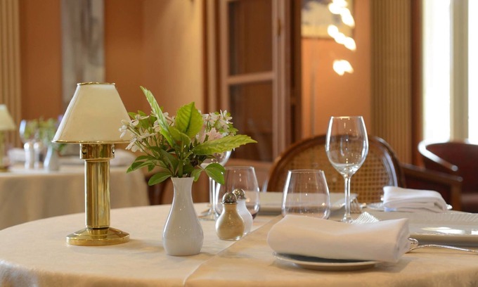 Saint-Quentin-sur-le-Homme Hotel | Le Gué du Holme