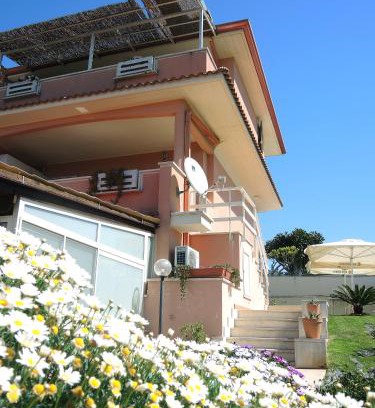 Anzio Bed & Breakfast | Le Ninfe Bed and Breakfast
