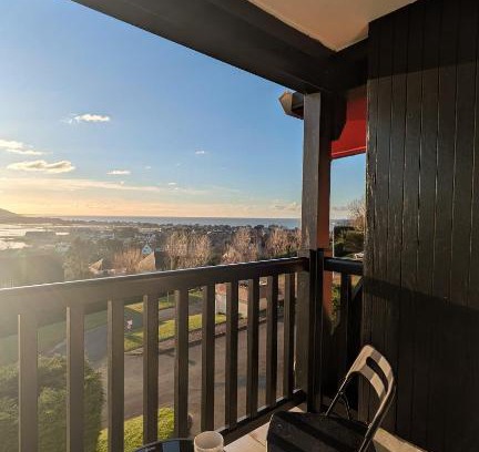 Blonville-sur-Mer Apartment | Le Panoramique, F2- vue imprenable, wifi & parking