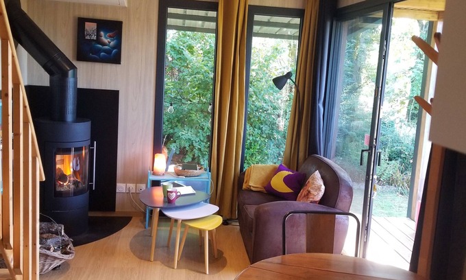 Saint-Julien-le-Petit Ski Chalet | "le petit paradis" micro house