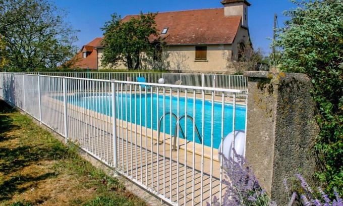 Saint-Jean-Lagineste House | Le Pigeonnier by Interhome