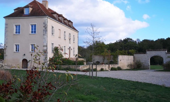 Saint-Michel-en-Brenne Bed & Breakfast | Le Prieuré de Loups
