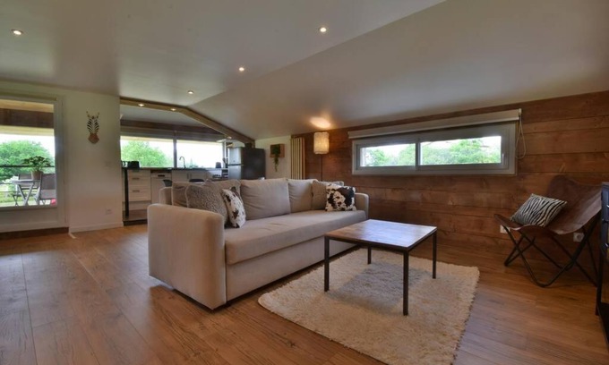 Castelnau-sur-l'Auvignon House | Le Refuge Confortable gîte avec terrasse