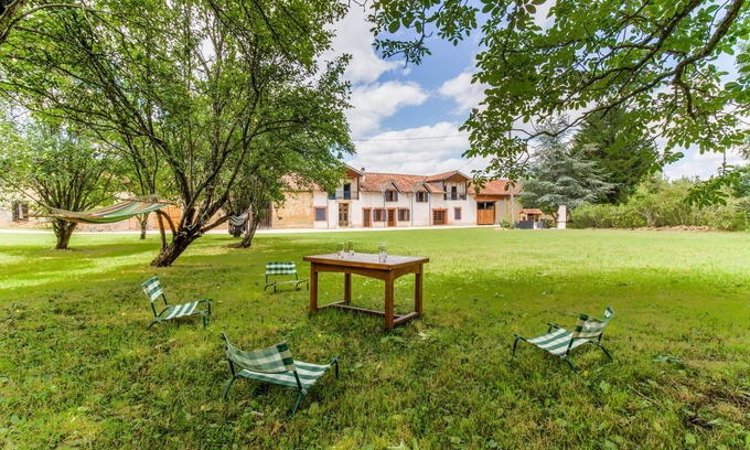 Boulogne-sur-Gesse House | Le Relais de Soubeille - Gîte au coeur de la nature