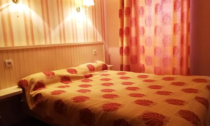 Belle-Isle-en-Terre Hotel | Le relais de l'Argoat