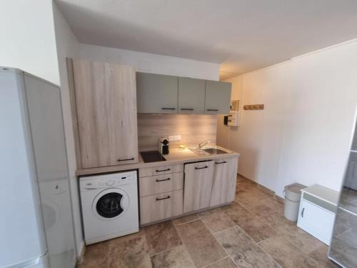 Narbonne-Plage Apartment | Le Sunrise - Appartement à deux pas de la plage