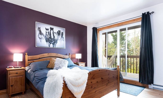 Baie-St-Paul Cottage | Le Très-Chic - SPA, billard, souvenirs🍸🎱🧖‍♀️🕶