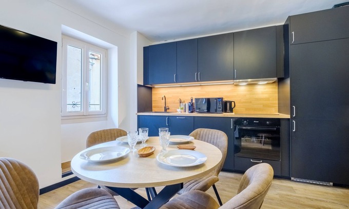 La Turbie Apartment | Le Turbiasque - apt climatisé - 500m de la plage