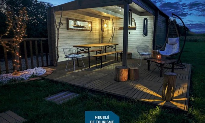 Acheres-la-Foret Ski Chalet | Le Woody Lodge, Large cottage with wooden deck and chalet with garden view next to Fontainebleau Forest