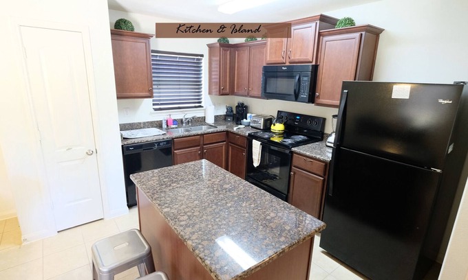 Humble House | leclaire · ❤️Bush Airport-4 Bedroom, 5 beds North Houston
