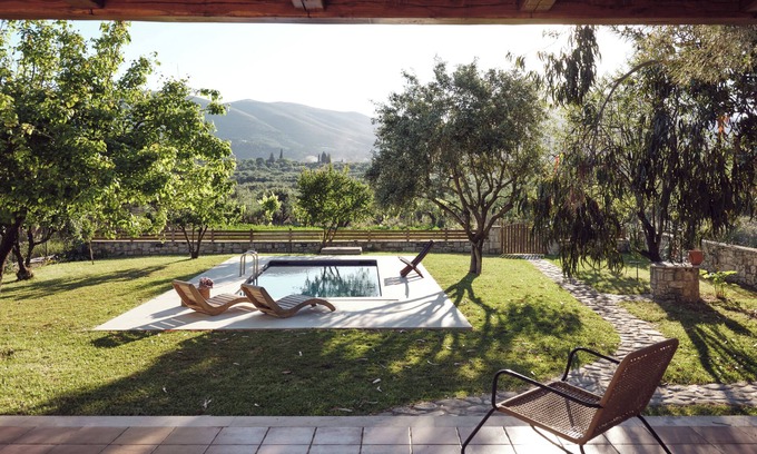 Laganas Cottage | Leedas Farm Cottage with private pool