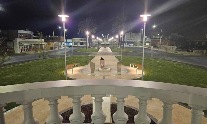 Leeton Hotel | Leeton Centre Motel
