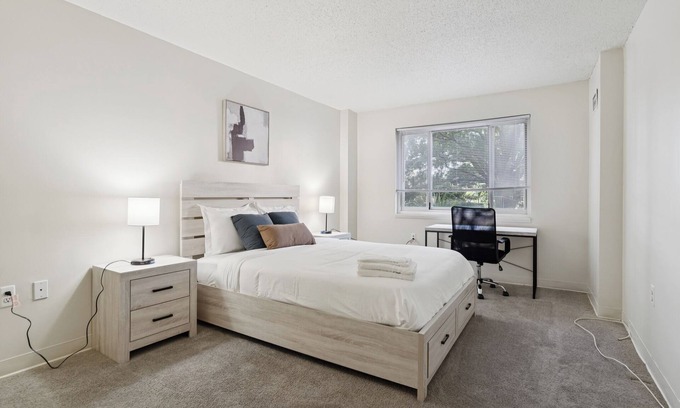 Richmond Apartment | Legacy at Imperial Village 104 I 1 Bed 1 Bath