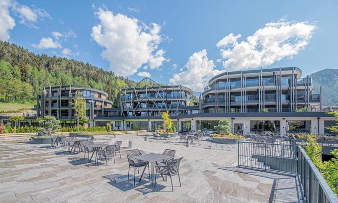 Chienes Hotel | Leitgam luxury Hotel for two