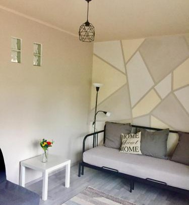 Balatonlelle Apartment | Lelle-kert Apartman 01