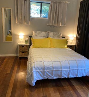 Armidale House | Lennox House