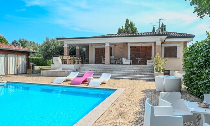 Benevento Villa | Leproso Villa - Leproso Bridge