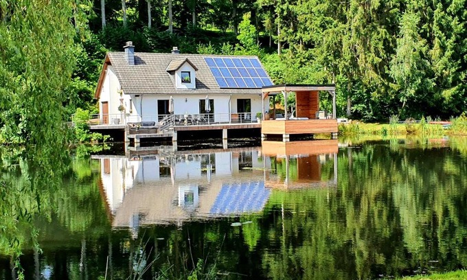 Bellevaux Bed & Breakfast | Les étangs du Thioux B&B