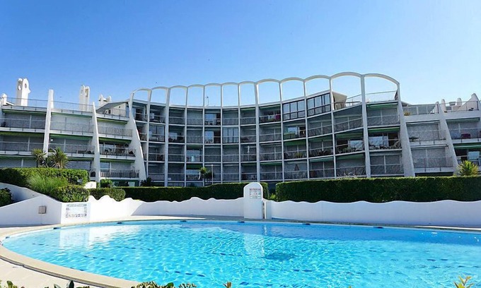 Le Couchant Apartment | Les Belles Plages by Interhome