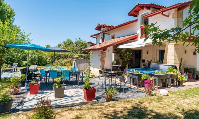Ustaritz Bed & Breakfast | Les chambres d'arrauntz - ibaia