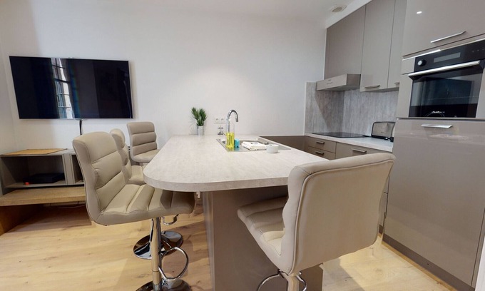 Petite-France Apartment | les dentelles appartement petite france up to 2