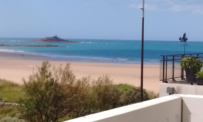 Sables-d'Or-les-Pins Apartment | "Les Sables" APT 2 pers SEA VIEW, BEACH SIDE IN Sables D'Or