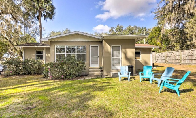 Summerfield House | Less Than 1 Mi to Lake Weir Quiet Summerfield Getaway