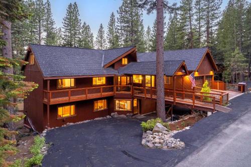 Incline Village House | Less Than 1 Mi to Beach Expansive Tahoe Escape with Hot Tub
