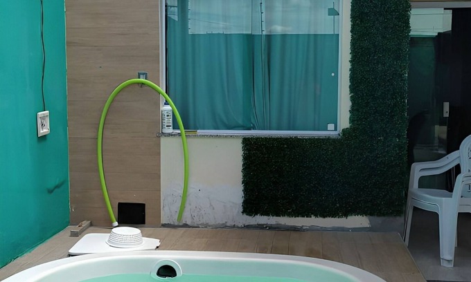 Subae House | Leve Toda Família Para Essa Residência Aconchegante com Piscina