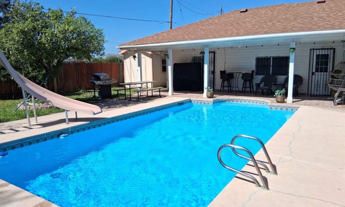 McAllen House | Level up lounge home. Great family retreat!