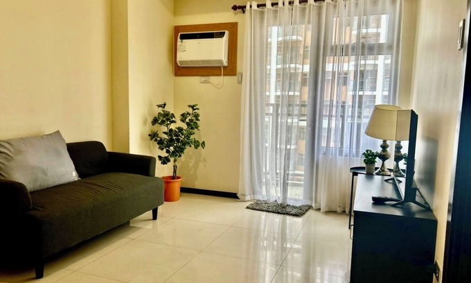 Brgy. 719 Condo | Levi & Moon's Manila Bay View - 1 Bedroom