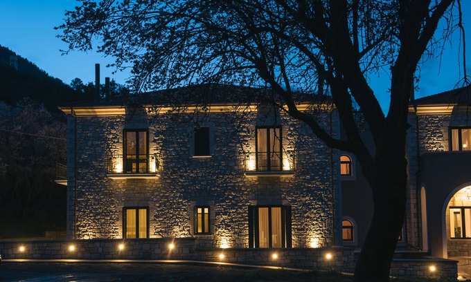 Levidhion Hotel | Levidi Suites