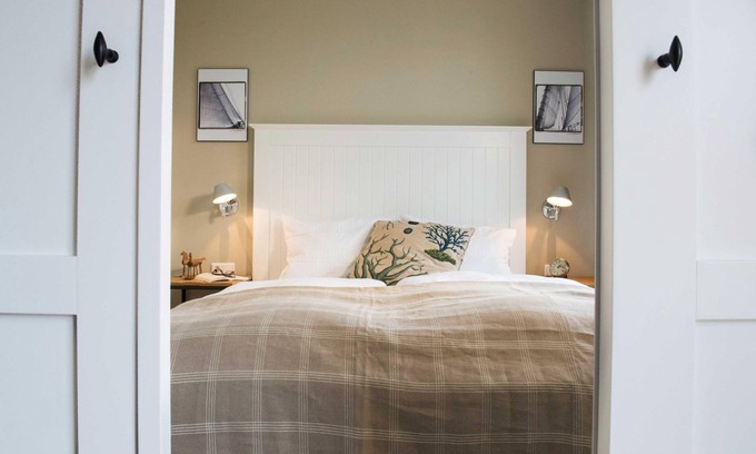 Stolpe Apartment | Lexington RE-03 - The Lexington coach house RE-03 Holiday apartment with terrace on