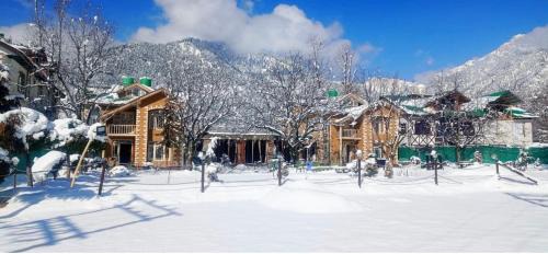 Pahalgam Hotel | Lidder view Pahalgam