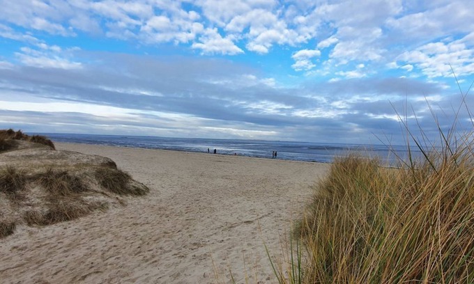 Berdum Apartment | Lieblingsplatz Whg3 - Moderne, Ruhige & Gemütliche Ferienwohnung in Küstennähe von Carolinensiel