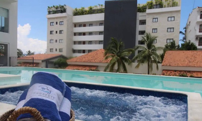 Bucerias Apartment | LIFE Bucerias 520, APT just one block on the beach in Golden zone