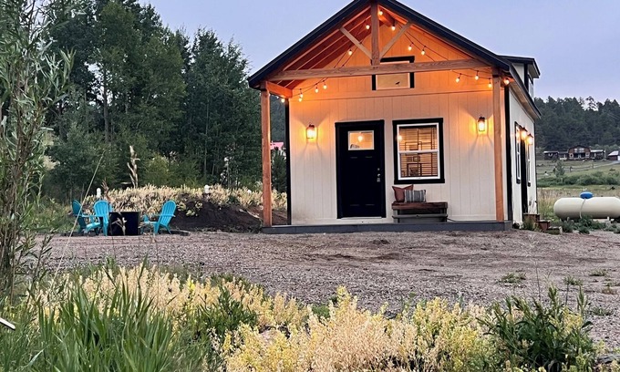 Lake George Cabin | Lil' White Buffalo - Tiny Lakehouse Glamping Cabin + RV Hookup