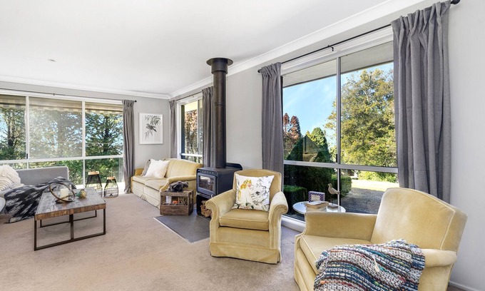Robertson House | Lilyview Cottage - Robertson