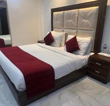 Gurugram Hotel | Limewood Stay Bliss - Boutique Hotel