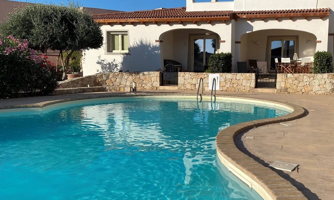 Limpiddu Apartment | Limpiddu Residence with Pool and Garden - New, all Comfort, Sea at 3 min