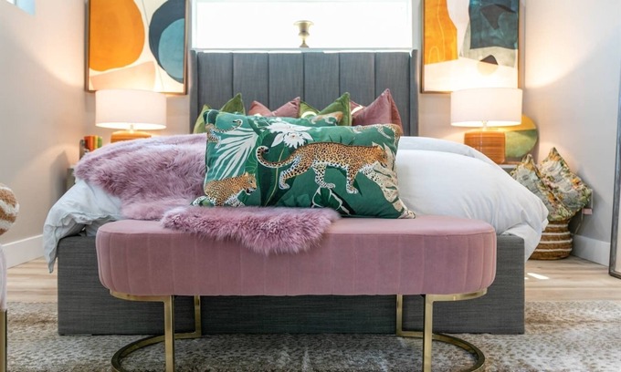 Downtown Historic District House | Lincoln Houses; True luxury & high-end decor