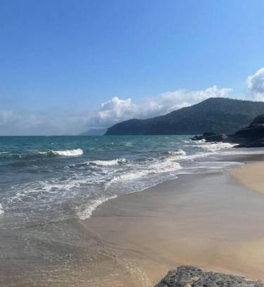 Praia de Santiago House | Linda Casa em uma linda praia - Santiago/Maresias