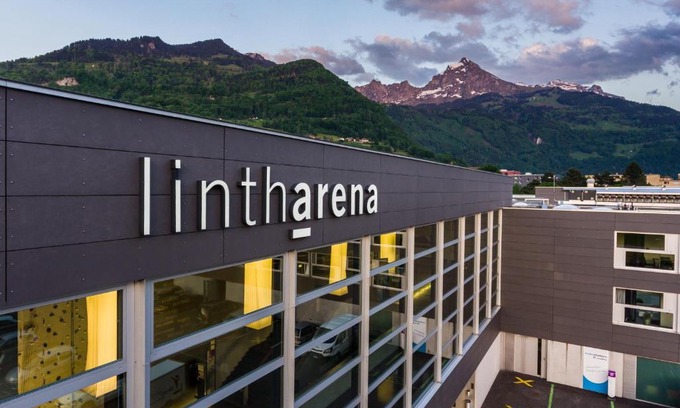 Glarus Nord Hotel | lintharena ag
