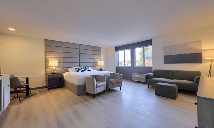 Lititz Hotel | Lititz Pointe Inn and Suites