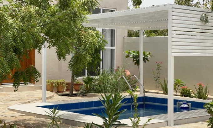 Bahla Ski Chalet | Little Garden private pool villa