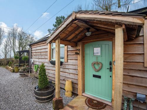 Tunstall House | Little Pines Lodge
