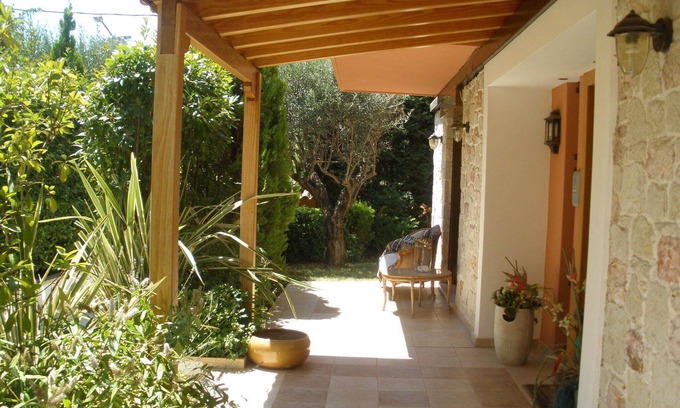 Kifisia House | Live large (360 m2)in the posh Athenian suburbs