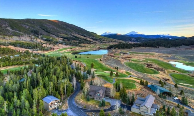 Keystone House | Live Like a local in Keystone! 30 days or more!
